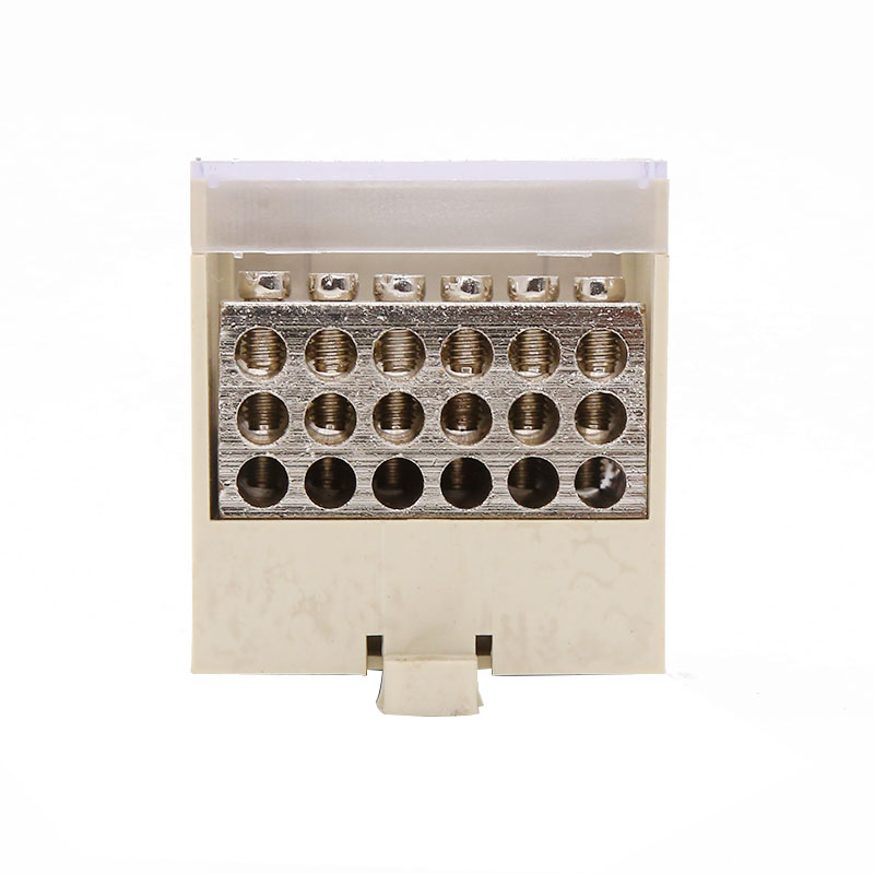 160510 空開25-70左組合一進十八出